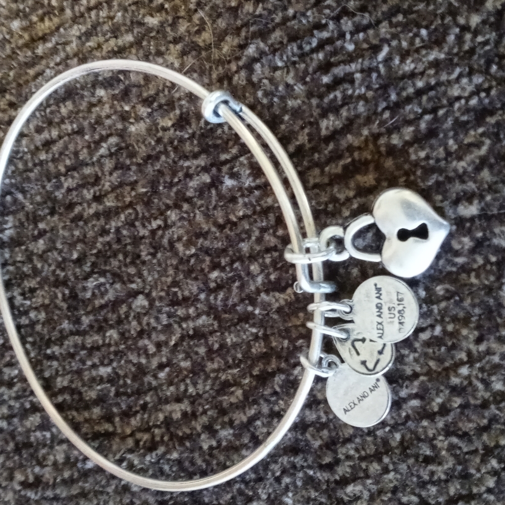 Alex and Ani Puff Heart bangle Bracelet